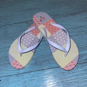 Kids Vineyard Vine Flip Flops
